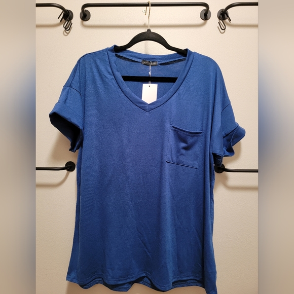 Miholl Short Sleeve V-Neck Shirt - Picture 1 of 8